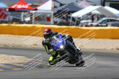 media/Apr-09-2022-SoCal Trackdays (Sat) [[c9e19a26ab]]/Turn 2 (1140am)/